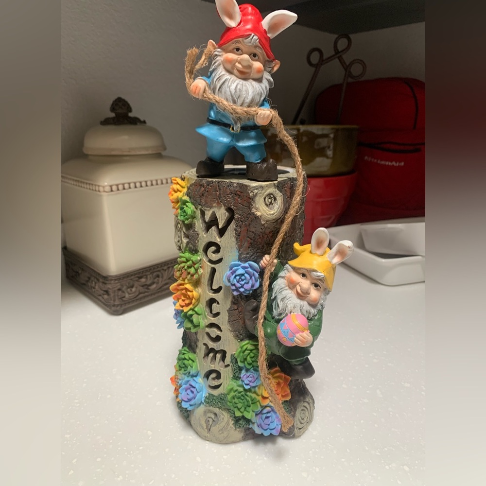 Gnome solar outdoor Welcome light